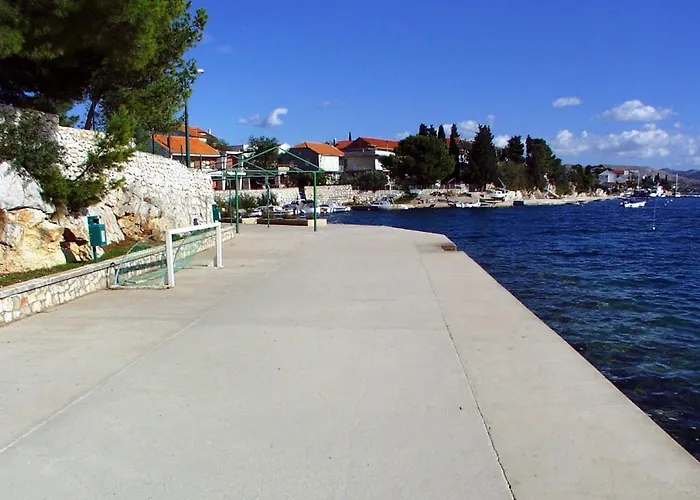 By The Sea Brodarica, - 479 דירה שיבניק