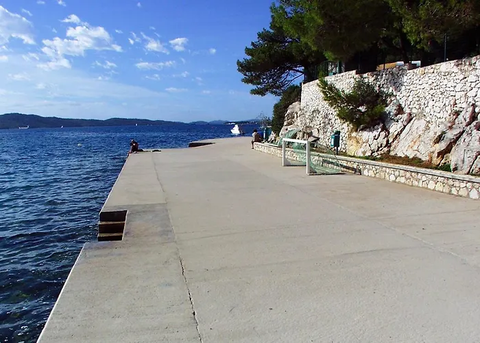 By The Sea Brodarica, - 479 שיבניק